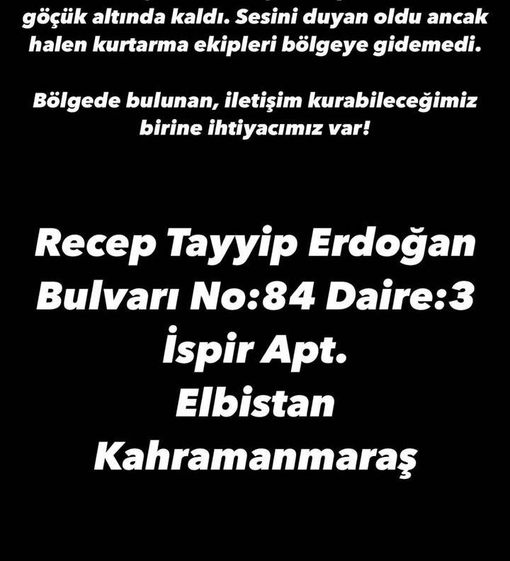 deryaca8888's tweet photo. @AFADBaskanlik Birileri artık gitsin bu adrese 
Vatandaş enkazı kendi elleriyle kazıyor 😭 https://t.co/qIidnKYdd5