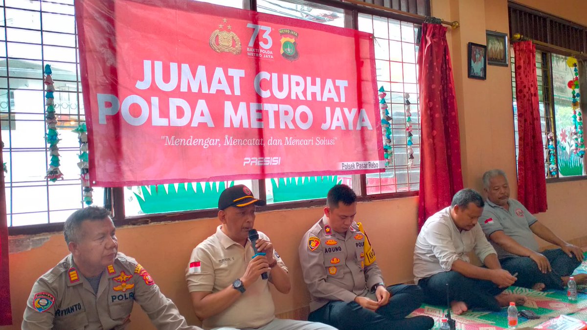 kipay08's tweet photo. https://t.co/6mzmc7iX9q
Full real vedio... Ketua Dpc Forkabi dampingi Kapolsek pasar rebo Jumat Curhat Polda Metro Jaya tempat Rw 07 kel Cijantung Kec pasar rebo  hadir Kapolsek
#jumat #curhatpoldametrojaya #forkabi #pasarrebo #kapolsek #fkdm #rtrw #cijantung #forkabihits https://t.co/n9LW0QnBWv