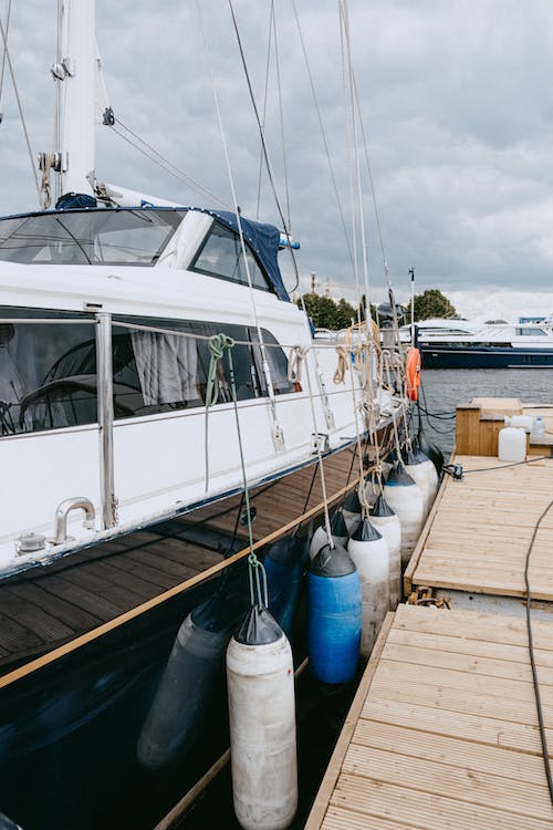 DockageLink's tweet image. Dockage Link provides on-demand dock, slip, mooring, and boat storage rental options for boaters from private owners, marinas, and municipalities.

Connect with our team today and let's discuss your needs: dockagelink.com

#DockageLink #Boating