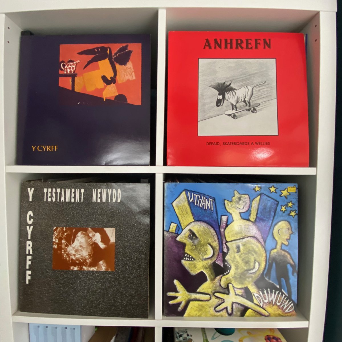 Llwyd_Owen's tweet photo. #DyddMiwsigCymru #feinyl #vinyl #rock #punk #pop
Y Cyrff https://t.co/bu5yLmXyJZ
Anhrefn https://t.co/ibVBE5E4no
U Thant https://t.co/gGnEs4nEPD https://t.co/Tprb4qDkbE