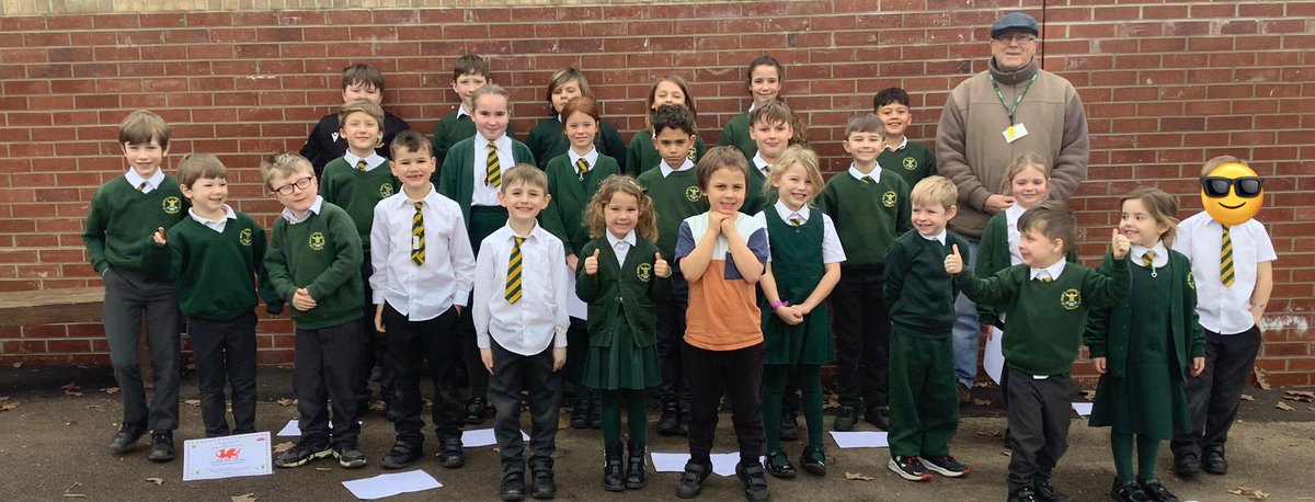 StMarysRCSch's tweet photo. Our amazing certificate winners this week #MrMullins #SMRFamily #LearnedandWise https://t.co/yzv1plLHOG