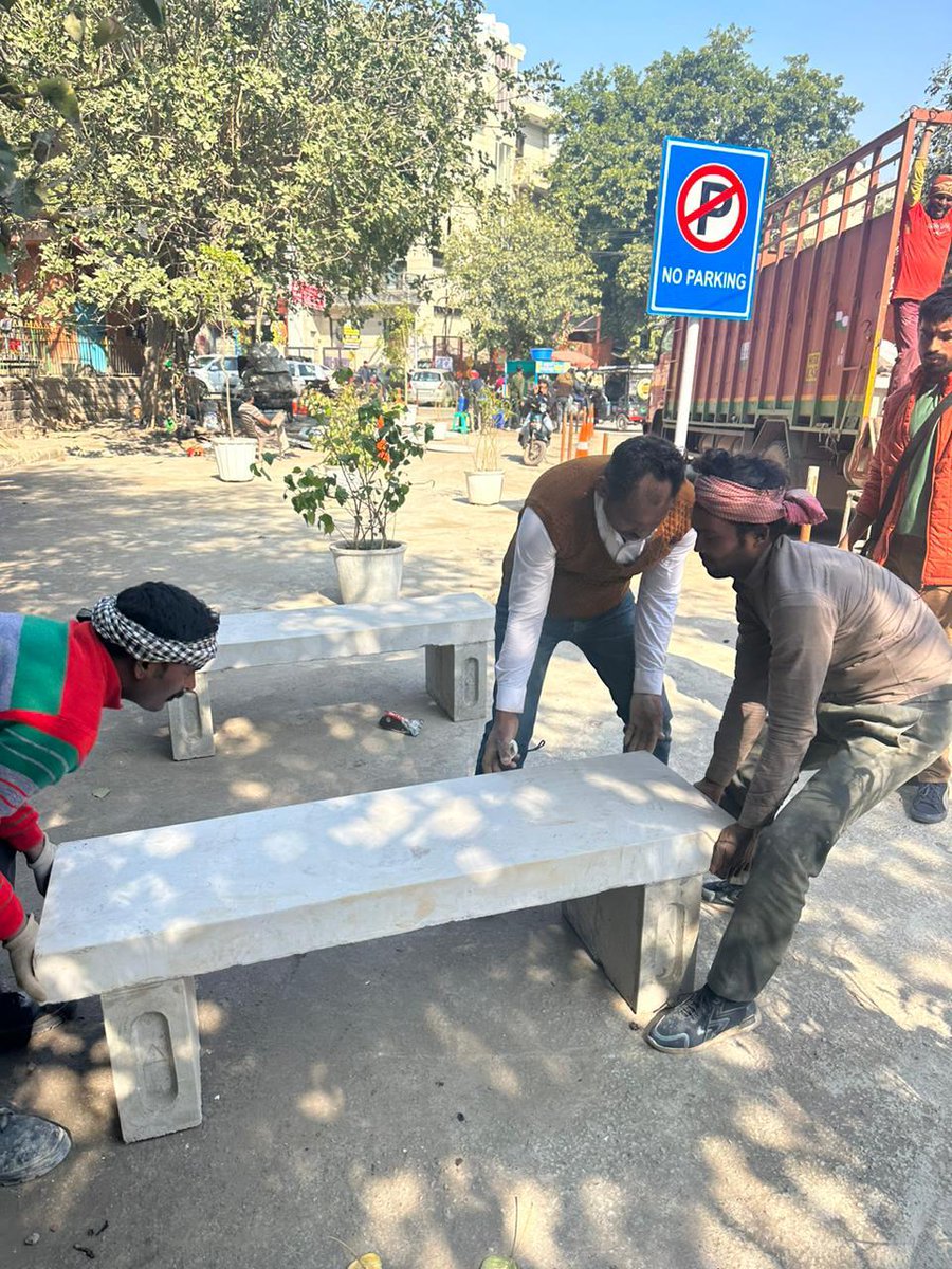 GlobalStreets's tweet photo. Scenes from work in progress in Rajendra Nagar, Delhi. New pedestrian crossings, benches, and native plant species planters. We are two weeks in to this transformation project — the final components will be put in place next week! https://t.co/2GwDnlgysk