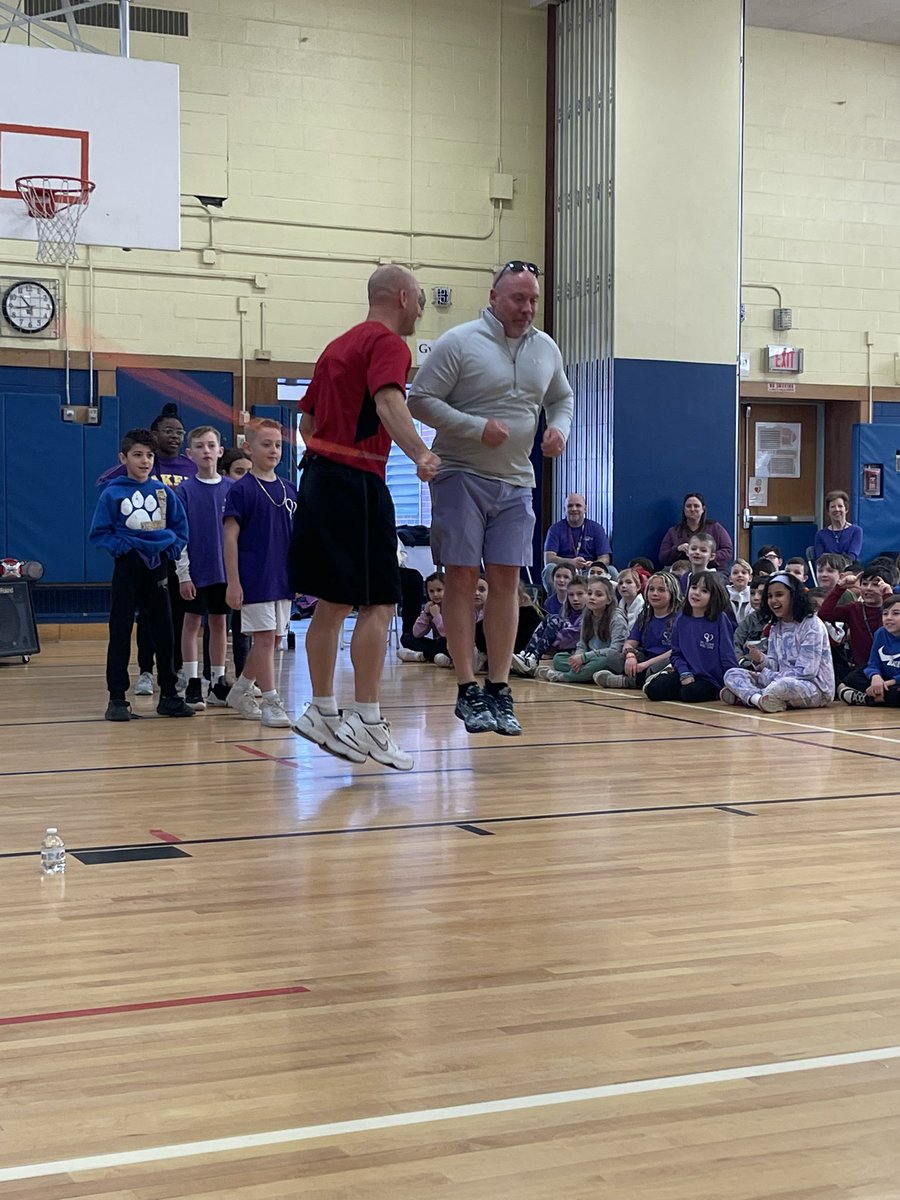 ManetuckElementary tweet media