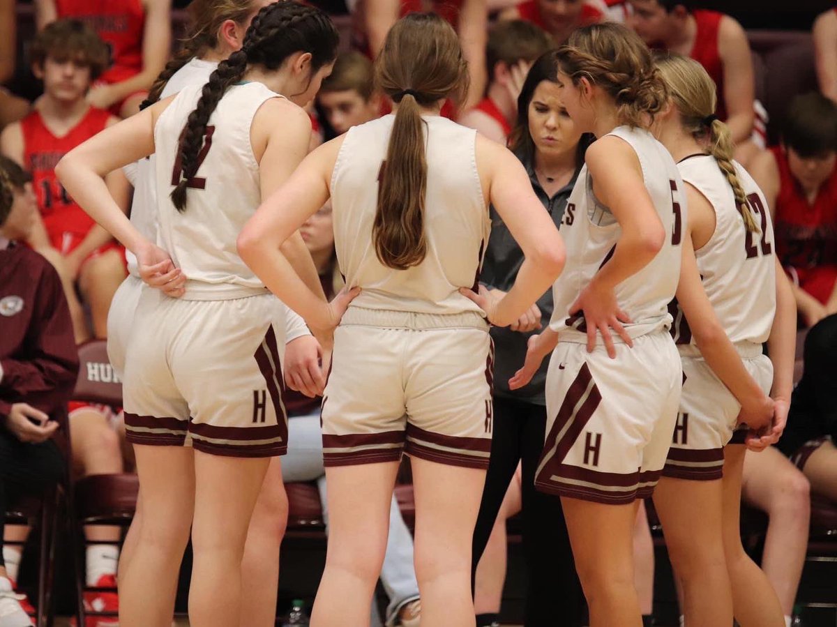 4mcampbell44's tweet photo. Couldn’t have asked for a better group of girls for my first year of coaching - didn’t end the way we wanted but am still SO proud of them. They went 7-3 in conference play and 18-8 for the season. So excited to watch them become better ball players and even better people.🫶🏻🦅 https://t.co/m6o4pvypCp