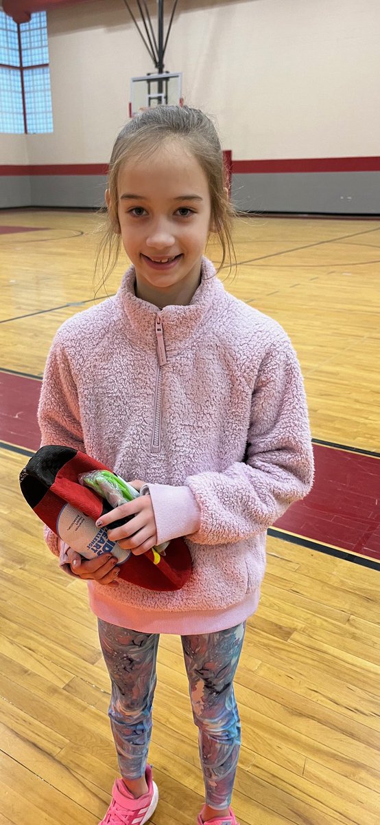 Students who sign up for the Derby Dash have the chance to win a raffle prize every week as well! Congrats to our first winner, Audrey B.! Thanks for signing up, we can’t wait to see you rock it at the DD! 🏃‍♀️