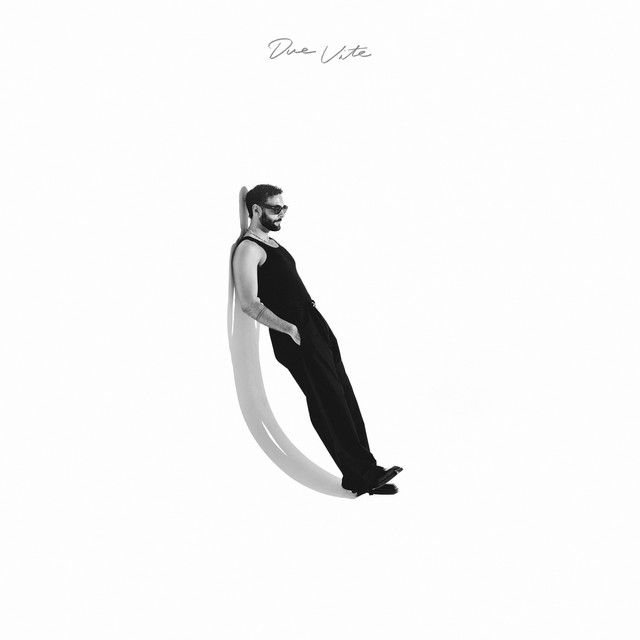 FIMI_IT's tweet photo. 🏆 Podio #Singoli:   

1⃣ #DueVite - @mengonimarco 

2⃣ #CookiesNCream - @THEREALGUE, #Anna &amp; @sferaebbasta 

3⃣ #GuastoDAmore - #Bresh &amp; #Shune 

Tutte le chart online su https://t.co/yjtFa7J1ze e sull’app 📲 https://t.co/jRHP20ppsg