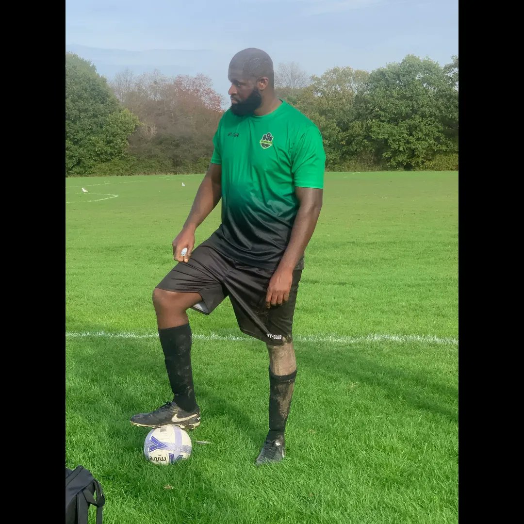 myclubgroup's tweet photo. We just love seeing teams in our kit 😍 

We have teamed up with Brent United to create the perfect kit for their team, including full football kit, hoodies, zip tops and winter coats!

#kit #footballkit #designyourown #kitbuilder #kitdesigner #customfootballkit #kitprovider https://t.co/RFejzBThUj