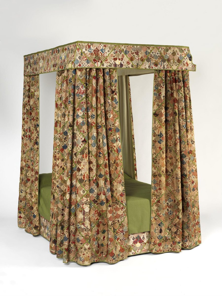 IsabellaRosner's tweet photo. It's been a long week, so I've got bed on my sleepy mind. Oh, to sleep on a bed surrounded by these patchworked bed hangings! This set of bed hangings, which combine over 6,400 pieces of British and Indian cotton, dates to 1730-50 and is at the @V_and_A https://t.co/6M18XrrD6e