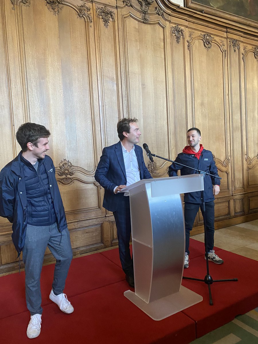 Valentine_dSv's tweet photo. #AG_ANEPF | Ouverture de la troisième #Assemblée #Générale de @Pharma_ANEPF du mandat! 🐍

M. Aristide Olivier, premier adjoint au maire en charge de la jeunesse et de la vie étudiante, nous accueille dans la belle ville de Caen 📍 https://t.co/HFm2U2NaQn