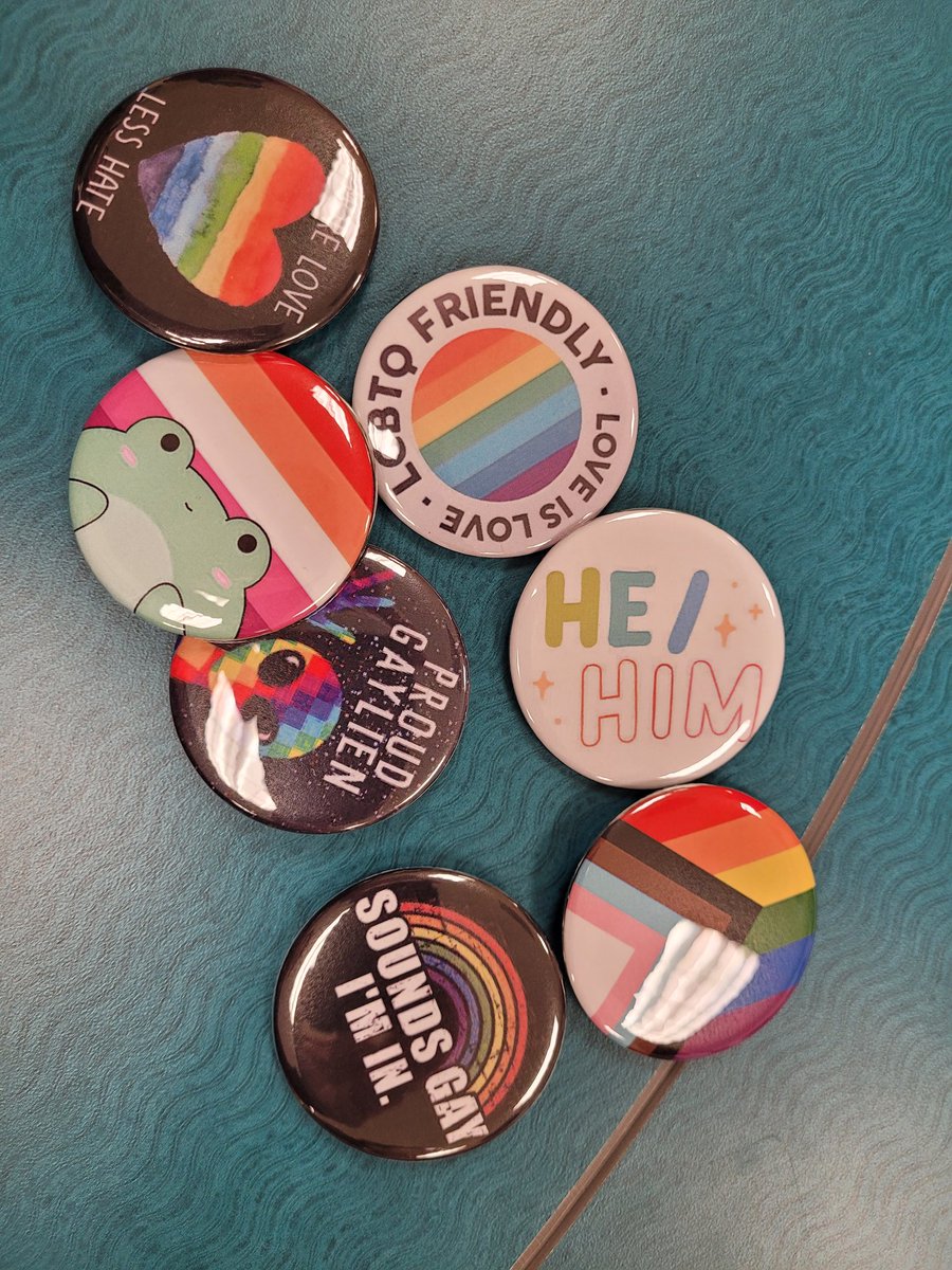 Mrs. Hubble tweet media