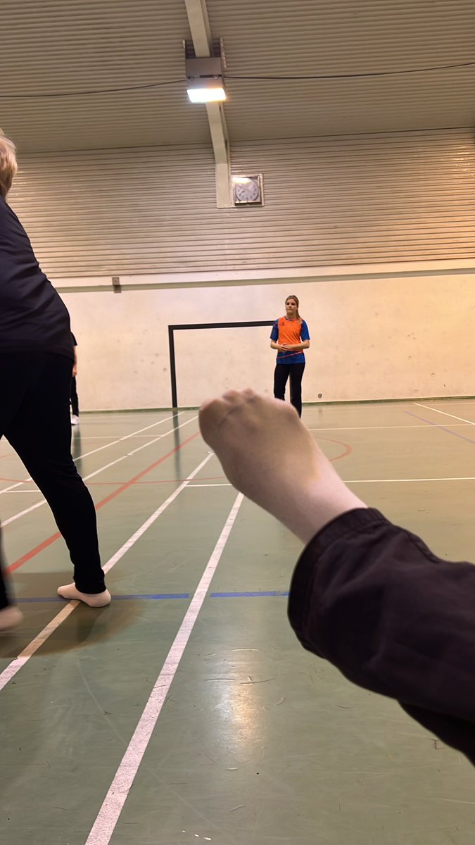 emiliaros8's tweet photo. Sokkar 2.0 #blautir https://t.co/u3y1psXuFV