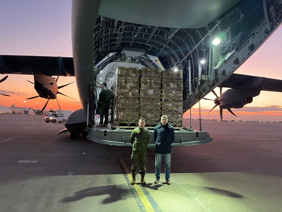 Spanish air force has organized an airlift between our two countries 🇪🇸🇹🇷 in order to transport relief aid to the population affected by the #earthquake. #SpainwithTürkiye