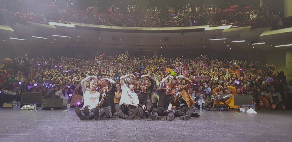 5 years since #ASTROinTORONTO 💜 time flies by, we hope they come back for another concert soon! We’ll be ready for them💪 

#ASTRO #AROHA #아스트로