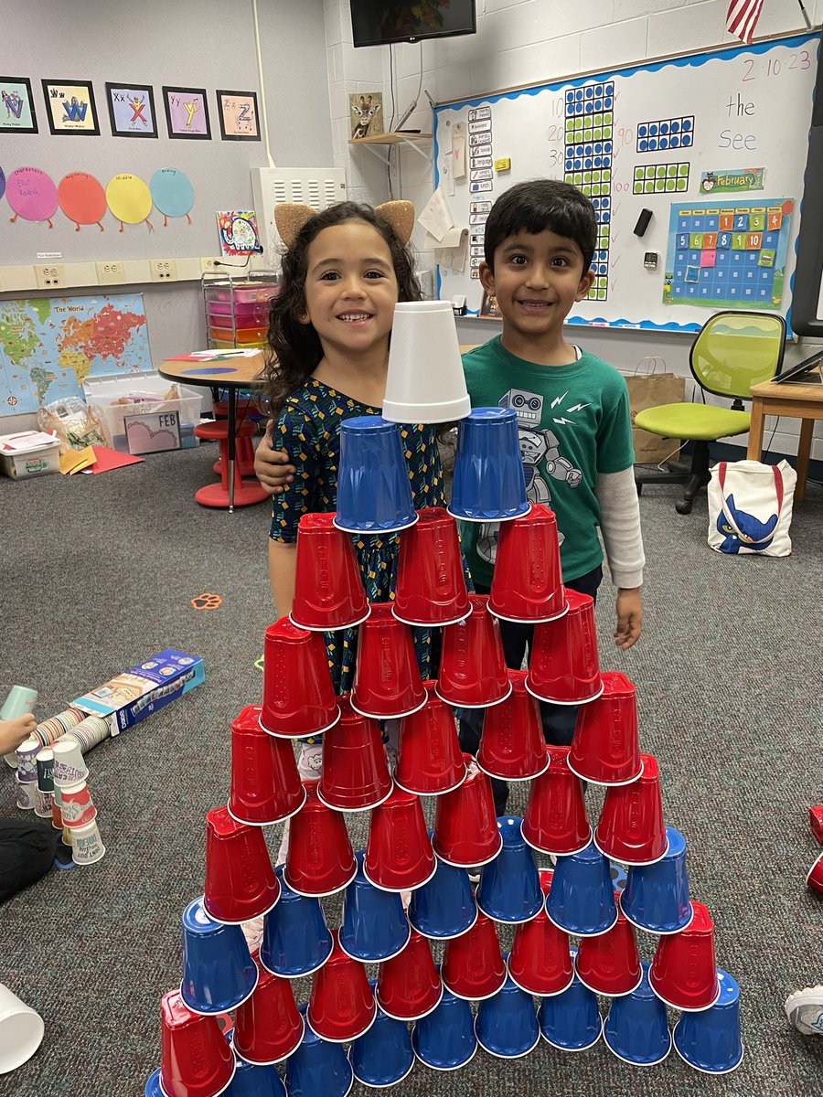 MissHKinder's tweet photo. 100th day fun! https://t.co/EGRLJcyWsp