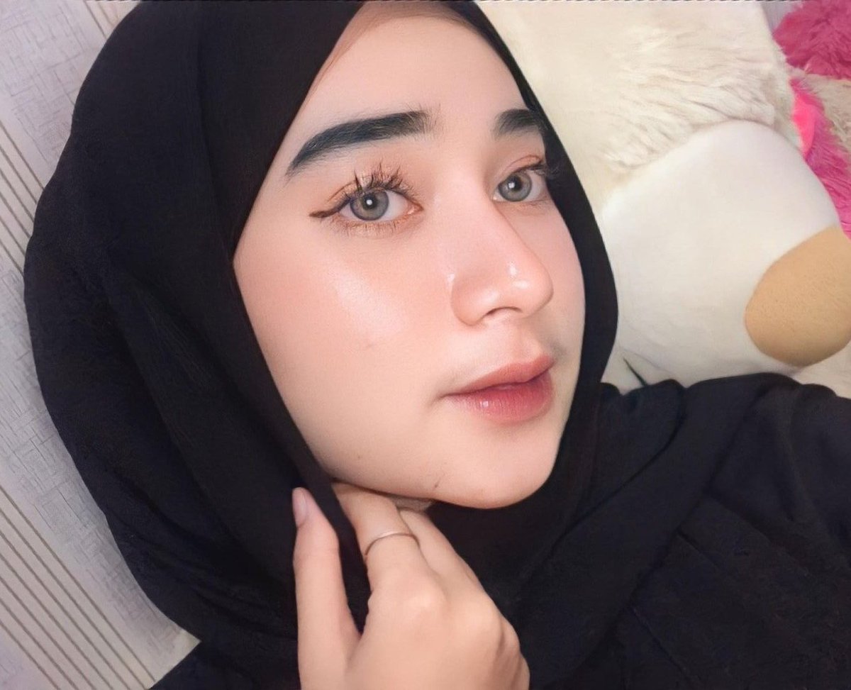 diah_finan's tweet photo. Pejunya mana? Finan blum dikasih loh tegah bnget
#Pejuhin #pejuhinfoto #PejuhinChallenge #pejuhinmuka #pejuhinchallange #pejuinfoto #kontolin #kontolinfoto #kontolinmuka #kontolinaku #crotDimuka #crot #chatseks #bacolhijab #SANGE_AAAAAAAAAAH https://t.co/slhNBwm9A6