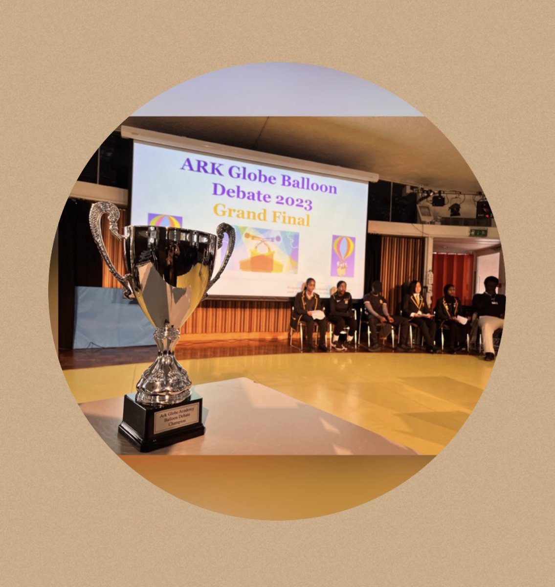 ArkGlobeAcademy's tweet photo. The Great Balloon Challenge is finally happening!
Wishing them all the very best of luck!
#debatingskills
#CompetitionTime
#stepintohistory
@ArkSchools
@ArkGlobeAcademy
@MattJones_Globe https://t.co/14YF1PPjoc