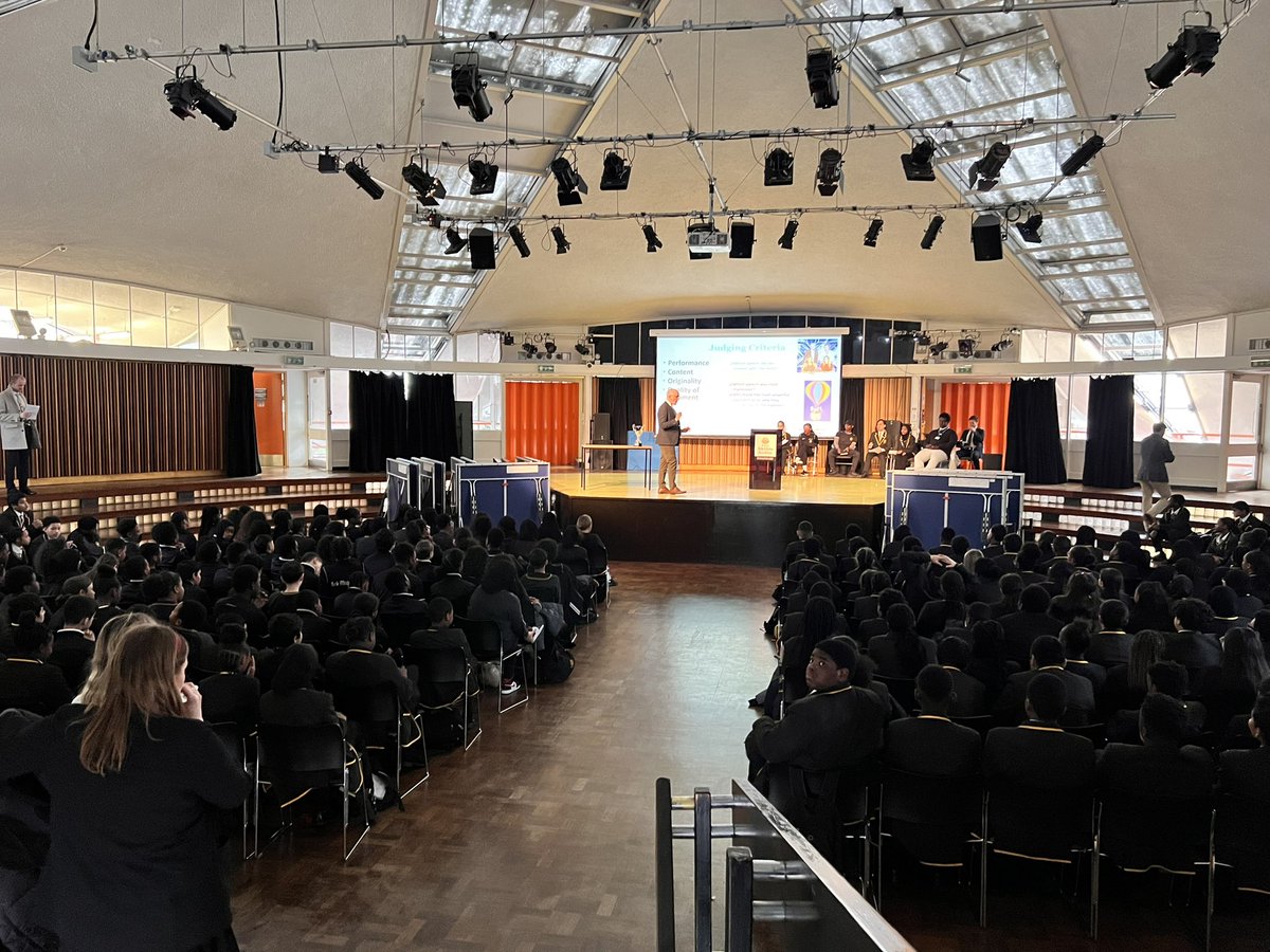 ArkGlobeAcademy's tweet photo. The Great Balloon Challenge is finally happening!
Wishing them all the very best of luck!
#debatingskills
#CompetitionTime
#stepintohistory
@ArkSchools
@ArkGlobeAcademy
@MattJones_Globe https://t.co/14YF1PPjoc