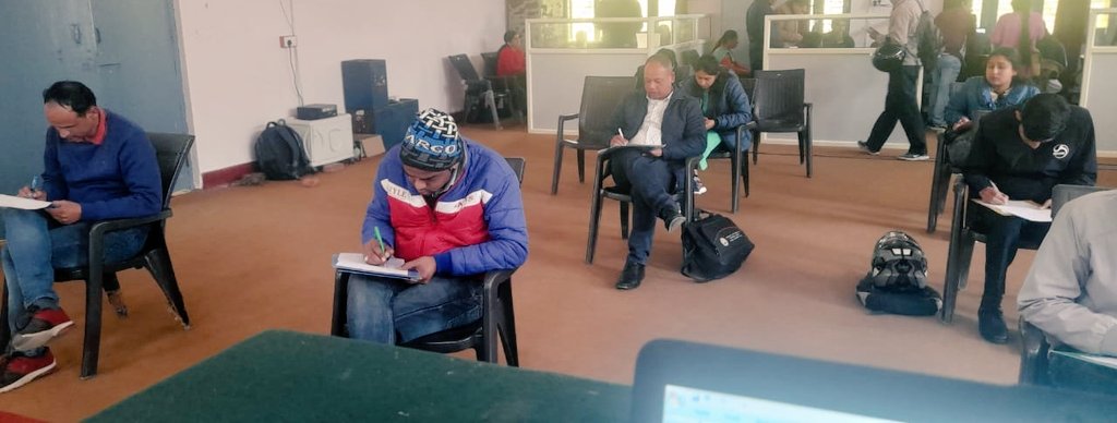 REAPPauri's tweet photo. Today, on 10th February, 2023, An examination was conducted under #Udan_CLF, Dugadda in the presence of BDO sir.
#REAP
#USRLM
#Knowledge_Management
@REAPUttarakhand @cdo_pauri @basava_ias @nitikakh22 @SecyRDUK @MoRD_GoI @ukcmo @IFADSouthAsia https://t.co/rAfee8EmYJ