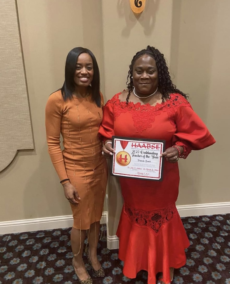 Magrill_AISD's tweet photo. It was a wonderful evening celebrating our HAABSE Teacher of the Year Ms. Pamela Busch! This award is much deserved as she goes above and beyond for our Little Mustangs! #HAABSETARC23 #AldineConnected #GreatnessTogether #MustangStyle https://t.co/ya6UvsKvDJ