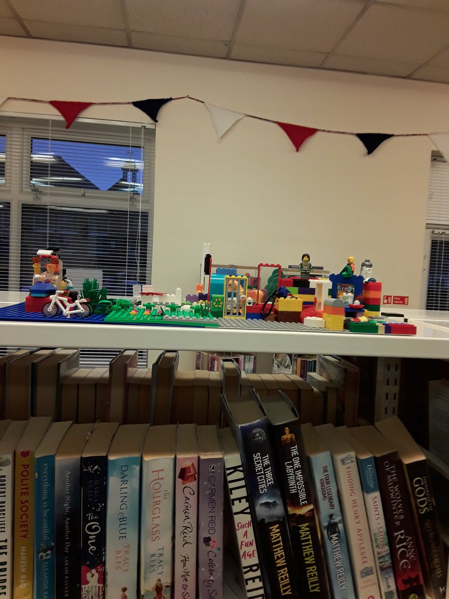 WFlibraries's tweet image. Lego session at #StanleyLibrary #WFlibraries #LoveLego