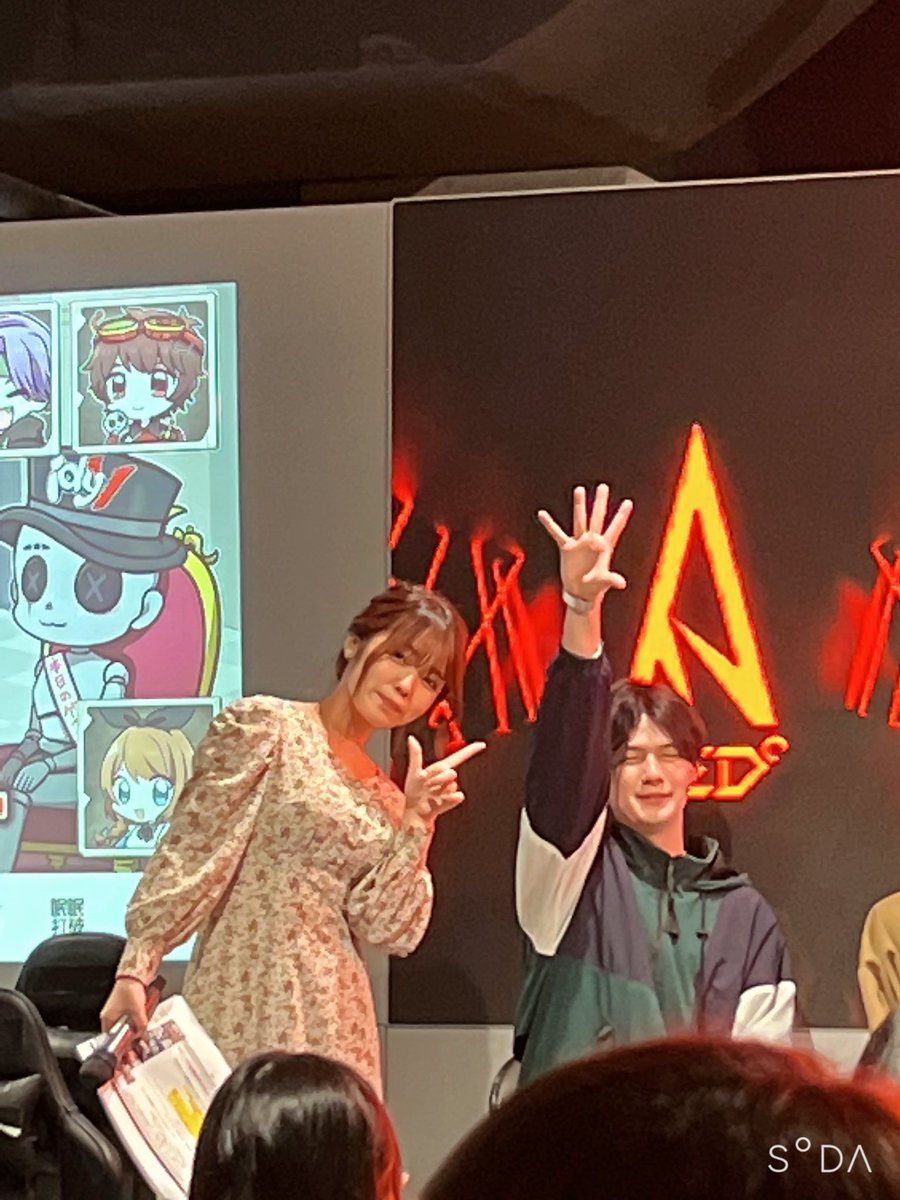 kandhi__new39's tweet photo. イベントが本当に楽しかった!!
会いたかった人にいっぱい会えて本当に幸せでした🥰
ありす���が本当に可愛すぎた!
大好きな事件解明のポーズしてくれて本当にありがとうございました😭
最高のオフラインイベントでした!
次のidⅤが待ち遠しい…🥺
#idyV #第五人格バレンタインSP https://t.co/8NMrbI4SPN