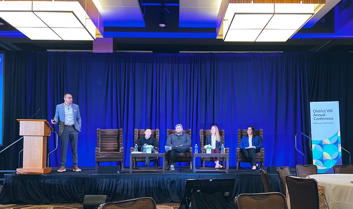 WSUFoundation's tweet photo. Alexa Makhani, WSU Assistant Director of Relationship Management, joins the Rising Star Panel at #Case8. She’s amazing, as always. 

L-R: Michael Reza, Eric Chow, Corey Dobbs, Renee Gordon, and Alexa Makhani. #GoCougs 

#CASE8conf 
@CASEDistrict8 | @CASEAdvance https://t.co/bMUzumRw7d