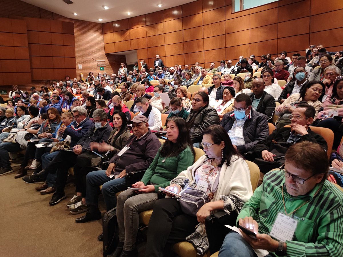 Central Unitaria de Trabajadores tweet media