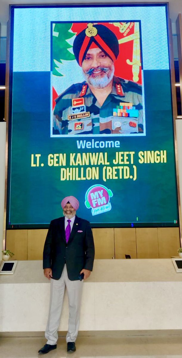 My FM <a href="/MYFMIndia/">MY FM</a> 

Had been listening to My FM for so many years … aaj pata chala kya commitment hai 👍
<a href="/Shonalii11/">RJ Shonali</a>