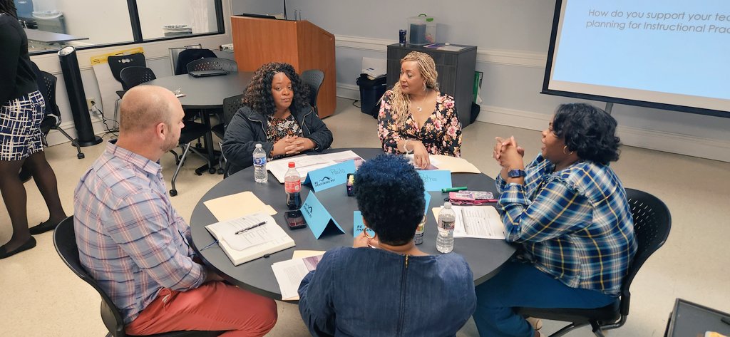 MSCSLeads's tweet photo. We are committed to building the capacity of leaders &amp; teachers to provide high-quality instructional experiences for our students. Next week, teachers will engage in this interactive session during @PLSLearn Teacher Development Week!

@AsstSuptScott @CAOCARSONJ @DrAWhitelaw https://t.co/PRvdBQnmEx