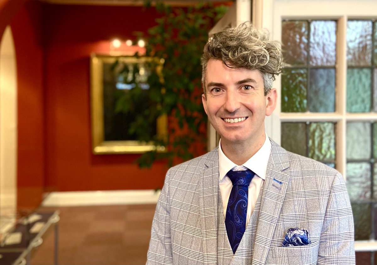 We're pleased to announce Assistant Head, Director of Studies Mr Sproat-Clements will be taking part in tomorrow's <a href="/bbcworldservice/">BBC World Service</a> Weekend programme at 8.20am to talk about ChatGPT and the implications for the classroom. Listen online or DAB radio - bbc.in/3XlSmAE