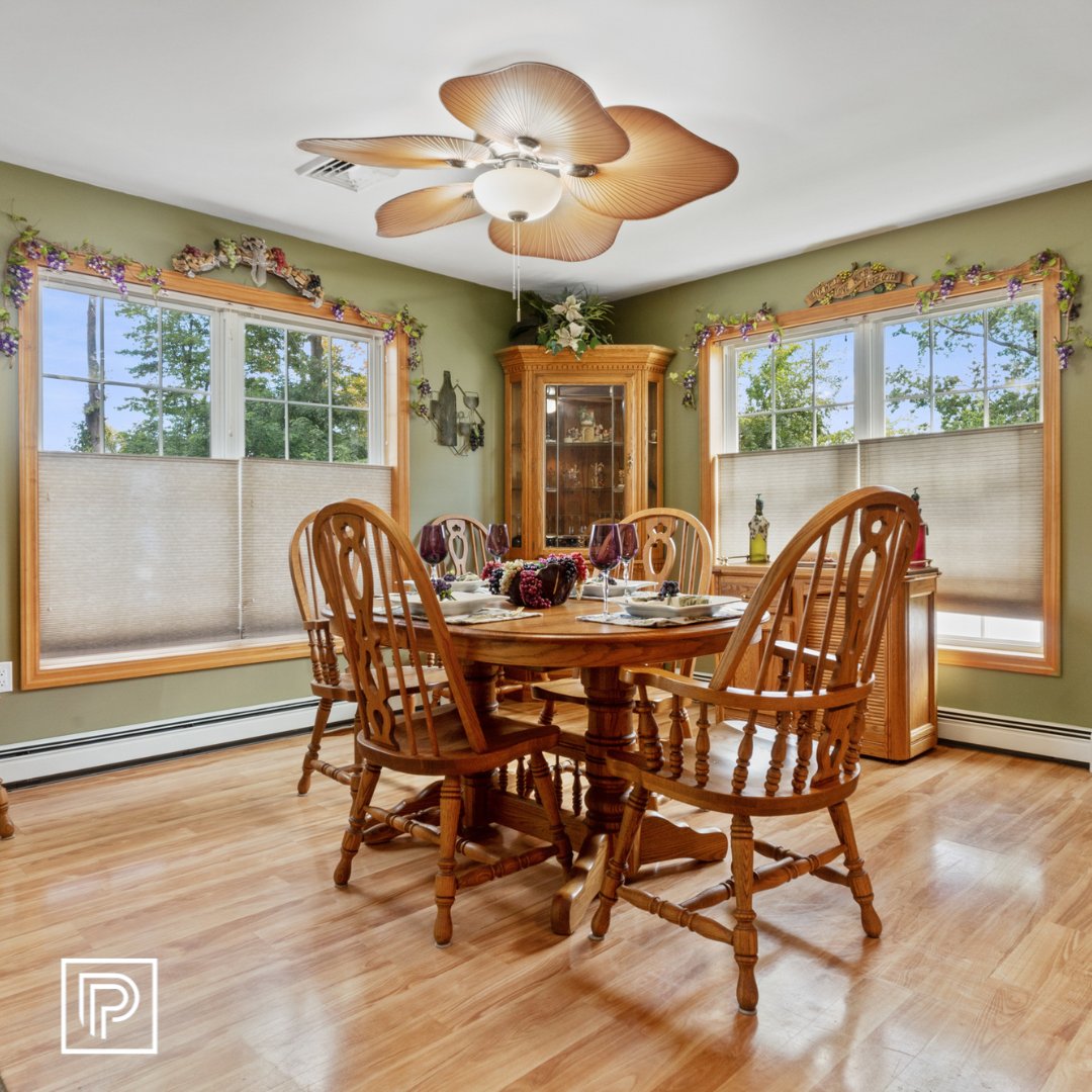 ZPetrocca's tweet photo. Just Sold.⚜️ $421,000. 190 Harwich St, Kingston, NY

We have some great seller programs we are preparing for our clients in 2023, if you have thoughts of selling this year, let's connect and discuss what your best options may be! https://t.co/1P6m6aaXWa