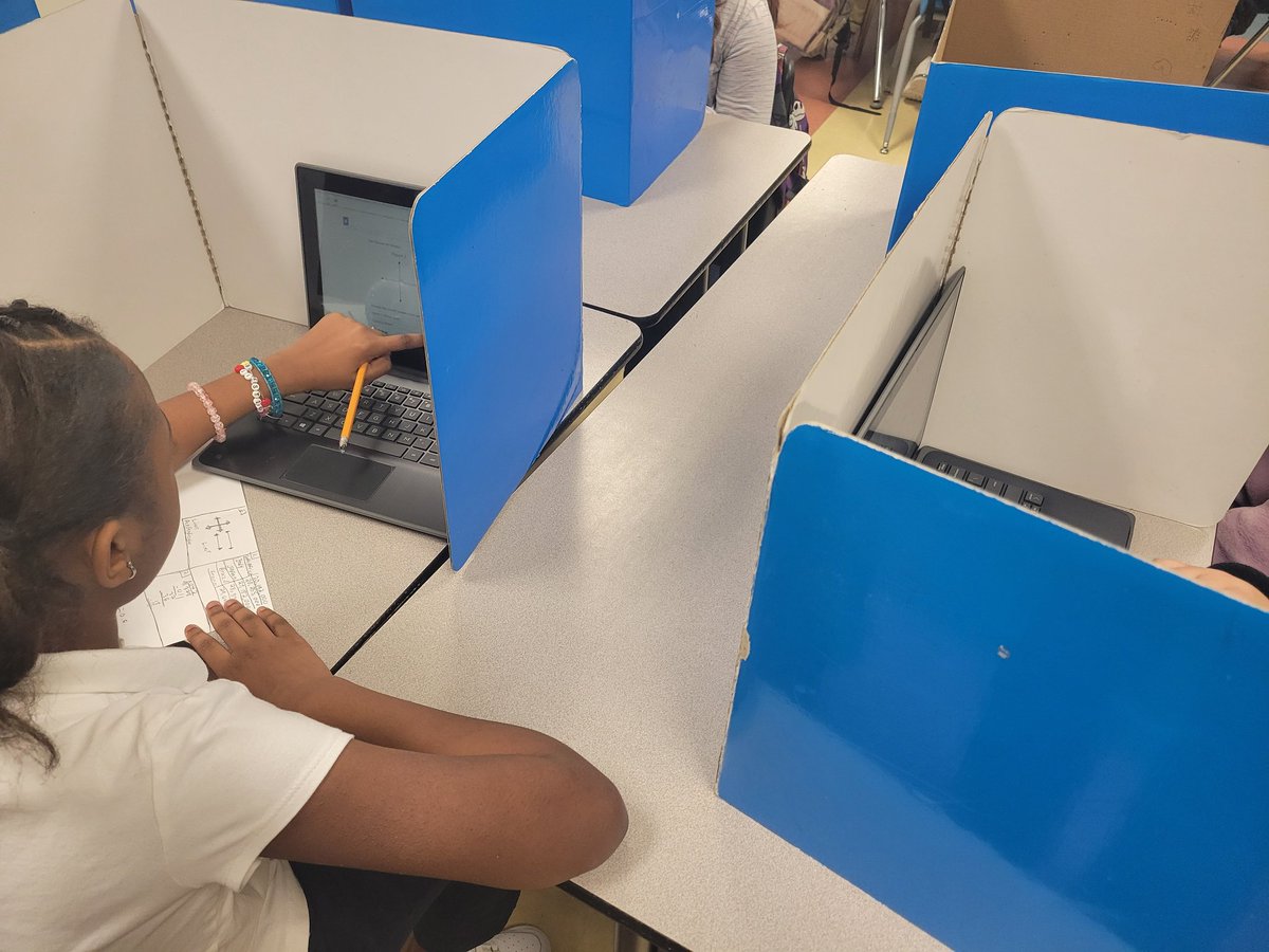 MartinRickeal's tweet photo. STAAR is not TooFAR for these students. Shoutout to Mr.Baez's class practicing and getting prepared for the STAAR test using TEA - Tx Formative Assessment Resource. #TEA #TFAR #StayReadyToBeReady https://t.co/4IChnH6L3d