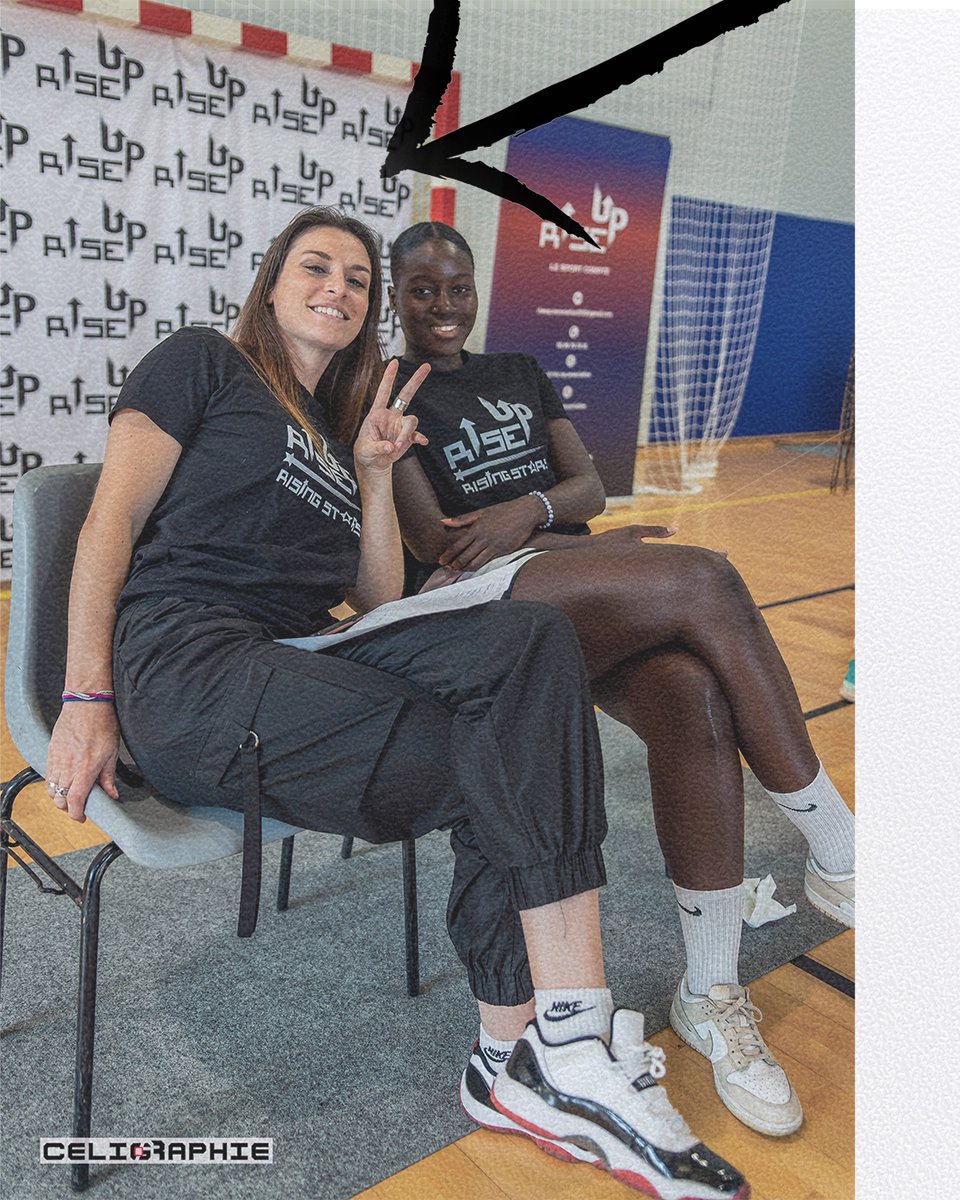 RiseUpAsso's tweet photo. #TeamRiseUp Camille đïž
Business woman dans la vie, Camille nous fait profiter de sa rigueur en tant que responsable administrative pour Rise. Lâambiance est tellement bonne chez Rise Up quâelle passe un dimanche soir sur deux en visio pour lâasso en tant que membre du bureau đ€© https://t.co/8zC6gjJOCF