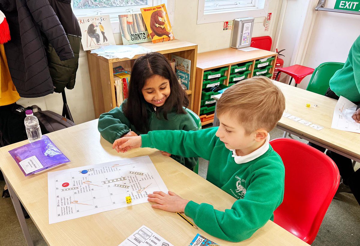 GDPS_TW8's tweet photo. It’s #internetsafetyweek #esafety and Year 4 ended their learning with #snakesandladders - up a ladder for being safe, down a snake for making a mistake online… children could then make their own to show their knowledge of how to be safe online
@LGfL @safeinternetday https://t.co/xTmvrDvZbx
