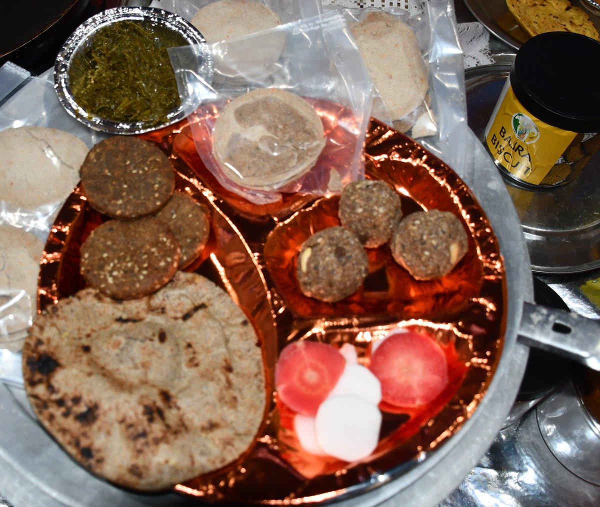 JK_NRLM's tweet photo. Bajra/ Millet is a #glutenfree staple, power-packed with nutrition. Here's a sneak-peek of delicious  #BajraThalis being served by women SHGs at the ongoing Sara Ajeevika Fair near Aquaplex crown Bagh-e-Bahu Jammu.@OfficeOfLGJandK
@indukanwal @mandeep082 @mopr_goi @DAY_NRLM @ANI https://t.co/PW1JZWvQ9d