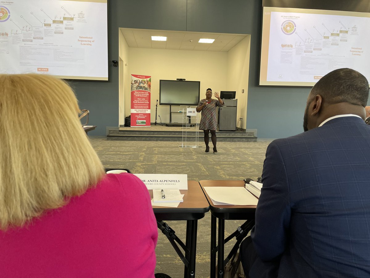 Derick Lee tweet media