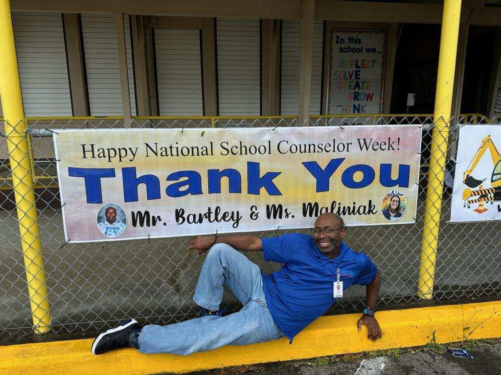 Kapi'olani Elem tweet media