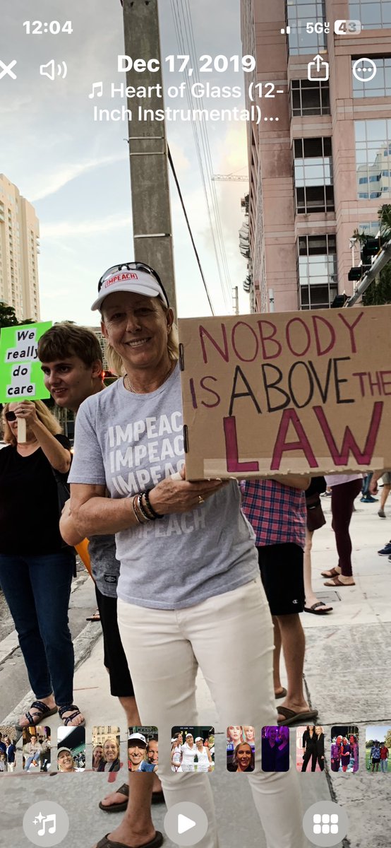 Martina's tweet photo. Still true today- NOBODY is above the law.
Impeached twice - should have been convicted, especially the 2nd time.
#chargetrump https://t.co/a72le5D7KV