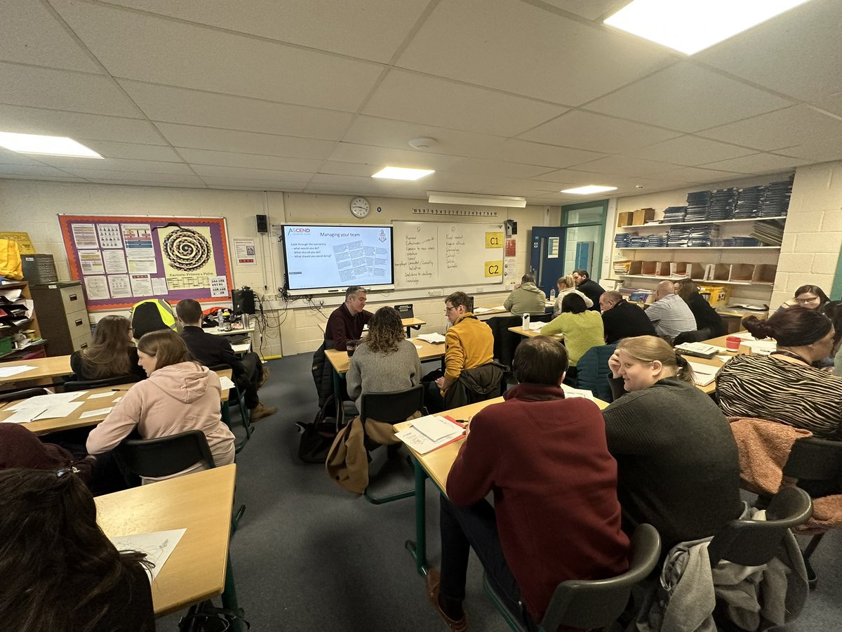 IAnsonC's tweet photo. Amazing opportunity to lead a really positive &amp; great session with colleagues from across the @AscendLT on effective middle leadership. Loads of take aways for me personally #collaboration #vision #whyhowwhat 

Thanks all for visiting @RWBAcademy https://t.co/to6NPBITBP