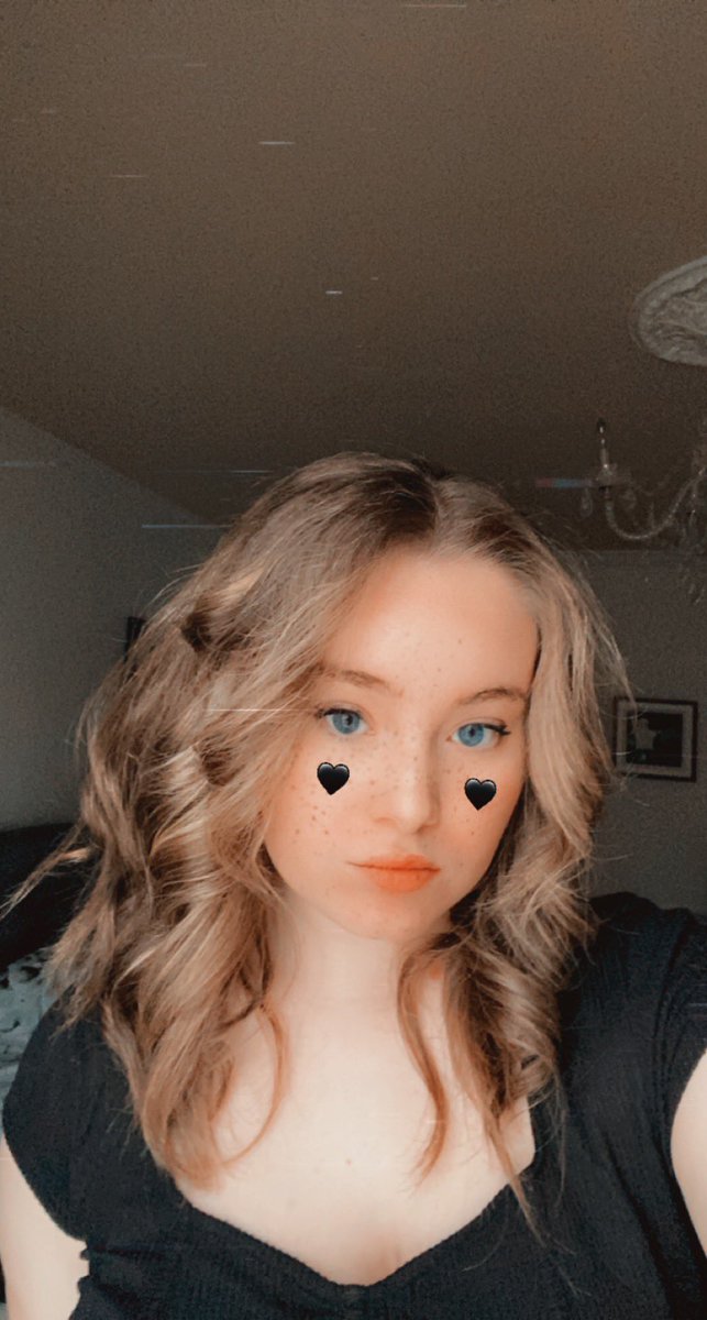 Audrey Nova tweet media