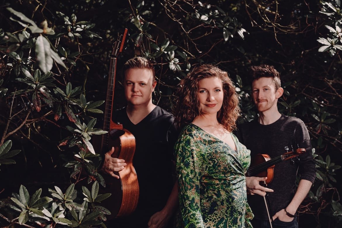 The Folk Club (@sgfolkclub1) on Twitter photo Featured Artist on the next show (128) are <a href="/WildernessYet/">The Wilderness Yet</a> & I chat with <a href="/RANAGRI/">RANAGRI</a> about what they are up to. Plus your songs in 'Here We Are' from Kym Pitman, <a href="/Bluebyrdband/">Bluebyrd</a> & <a href="/RobWheelerSongs/">Rob Wheeler Official</a> & a Folk Club Challenge
From 15/3/23 <a href="/BurwellRadio/">Burwell Radio</a> <a href="/BluesRootsRadio/">The Sound Cafe</a> <a href="/westnfkradio/">West Norfolk Radio</a> Featured Artist on the next show (128) are <a href="/WildernessYet/">The Wilderness Yet</a> & I chat with <a href="/RANAGRI/">RANAGRI</a> about what they are up to. Plus your songs in 'Here We Are' from Kym Pitman, <a href="/Bluebyrdband/">Bluebyrd</a> & <a href="/RobWheelerSongs/">Rob Wheeler Official</a> & a Folk Club Challenge
From 15/3/23 <a href="/BurwellRadio/">Burwell Radio</a> <a href="/BluesRootsRadio/">The Sound Cafe</a> <a href="/westnfkradio/">West Norfolk Radio</a>