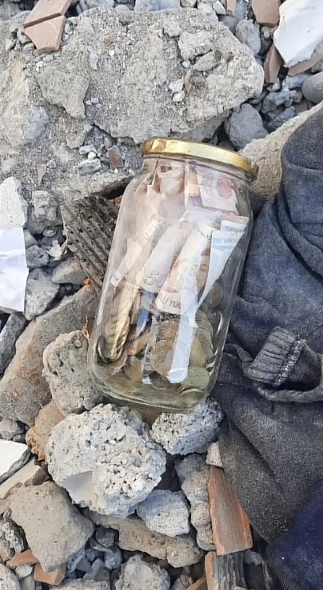 Biz de bol bol keder ve utanç biriktirdik be çocuk