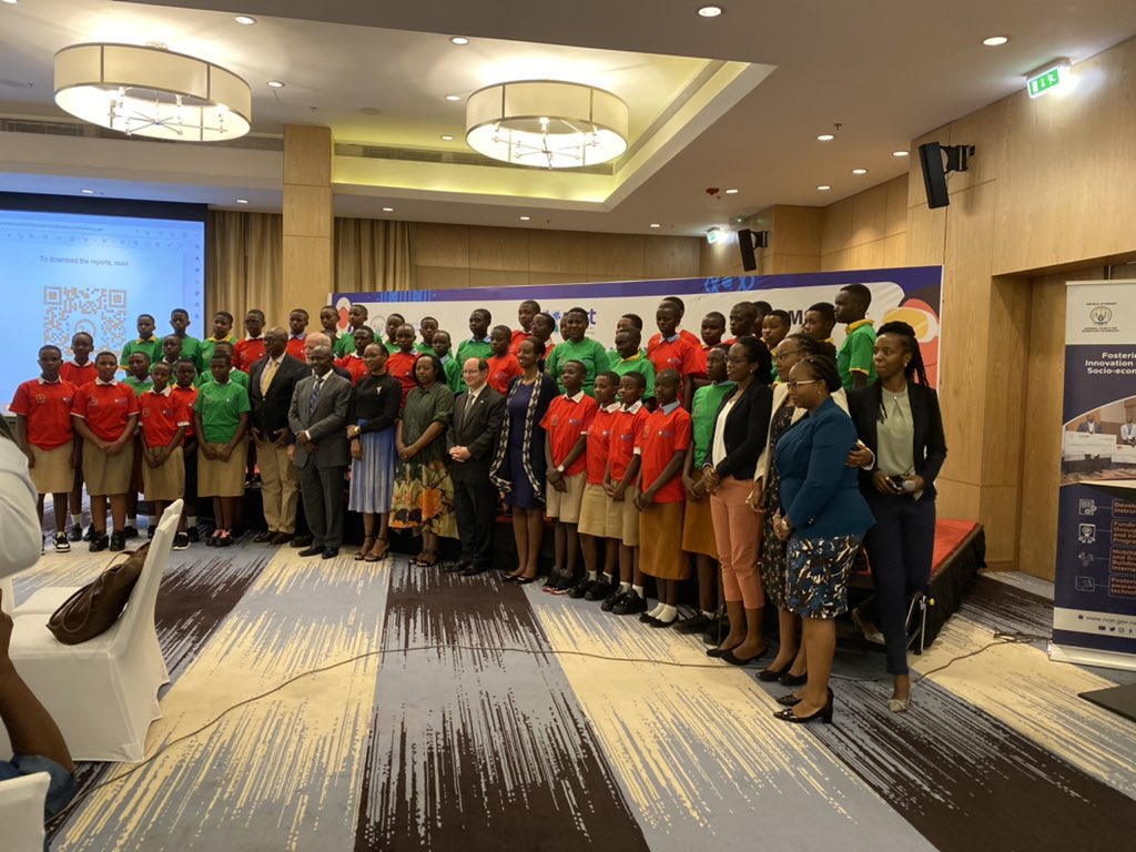 vestine_uwase's tweet photo. What a great pleasure it was today to celebrate the International Day of Women and Girls in Science with #NCST #MIGEPROF #RAWISE
#aims #OSWDRwandanationalchapter #PowerHerRwanda,#Nyerekatech. https://t.co/mYfo2EoMns