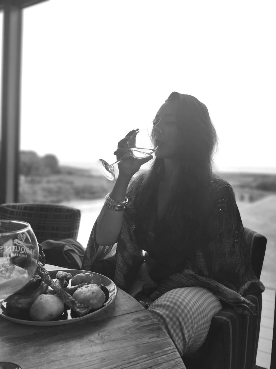 The Pickwick Inn & Oliver’s Restaurant tweet media