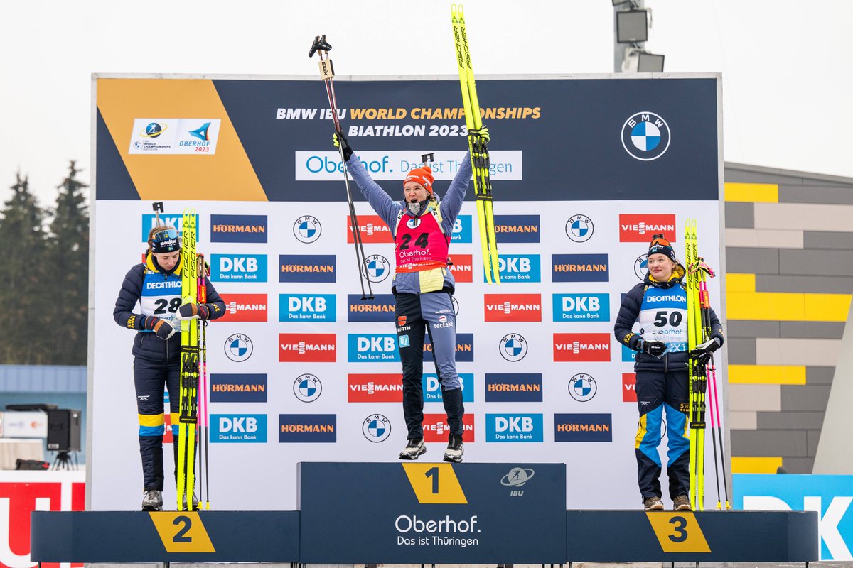 GLÜCKWUNSCH zu GOLD, <a href="/DeniseHerrmann_/">Denise Herrmann</a>! 🥇

#BiathlonWM | #biathlon | #oberhof23