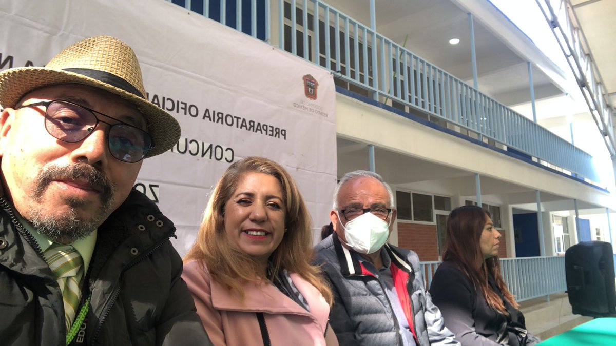 Epoem1's tweet photo. La Preparatoria Oficial Núm 110 "Profr. Alfredo Ramírez Sánchez" participa en el concurso de Escoltas de la Zona BG037 en las instalaciones de la Preparatoria Oficial Anexa a la Normal de Ecatepec. @geramonro05 @DeSubdireccion @SBg37 https://t.co/GTVSbusa22
