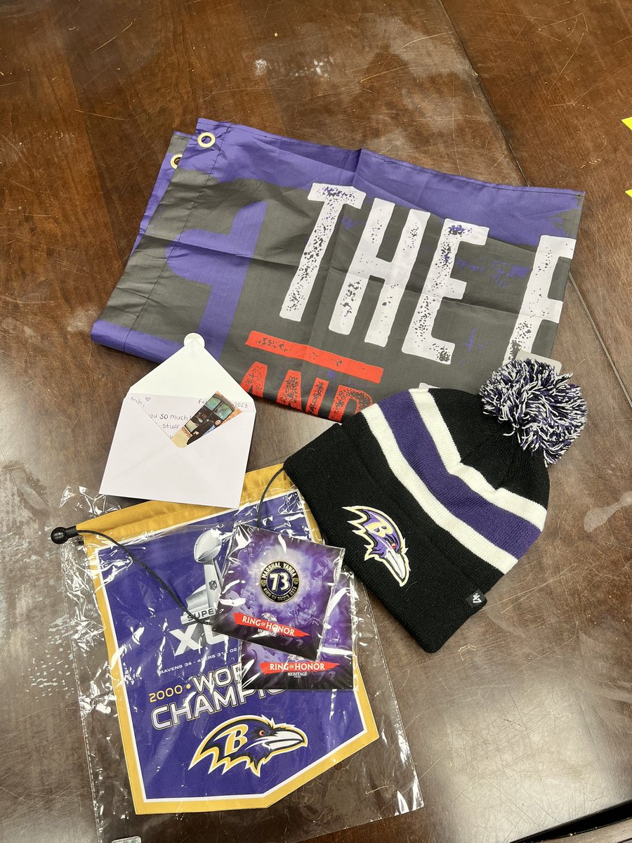 AshleyThornton_'s tweet photo. such a sweet surprise from my awesome former student-athlete and intern @jordynvg21!! 🥹 You’re amazing J, the Ravens are so lucky to have had you on their marketing and operations staff this year!! 

SOMEONE PLZ HIRE THIS GIRL. YOU WON’T REGRET IT! https://t.co/YX8fwqbL8O