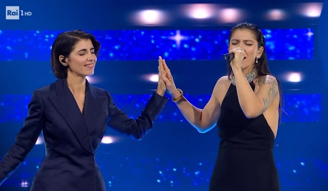 Fine delle trasmissioni.
#Giorgia + #Elisa = #sanremo23