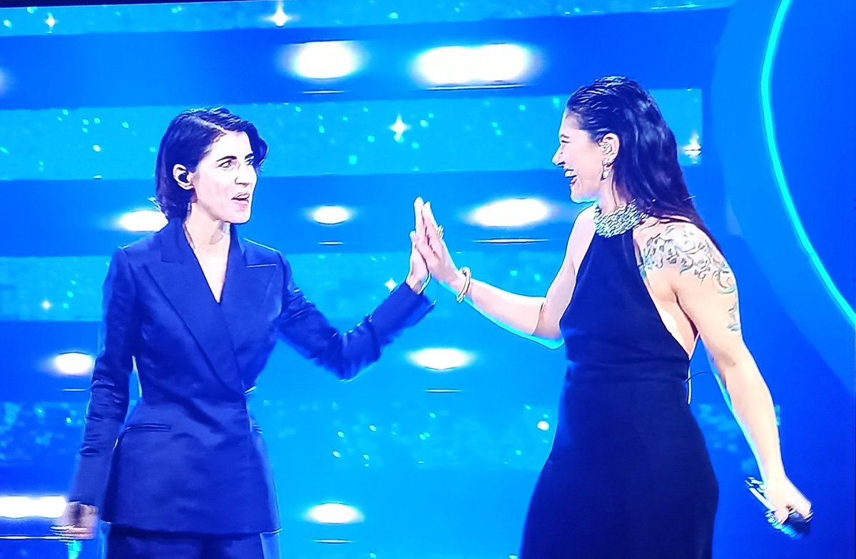 jessy_toby's tweet photo. Non sto piangendo
#Sanremo2023
#giorgia #elisa https://t.co/4nUSZd9H4g
