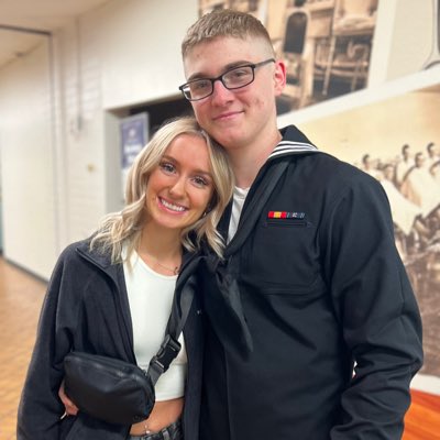 chlocarpenter24's tweet photo. #NewProfilePic https://t.co/oldpriobka